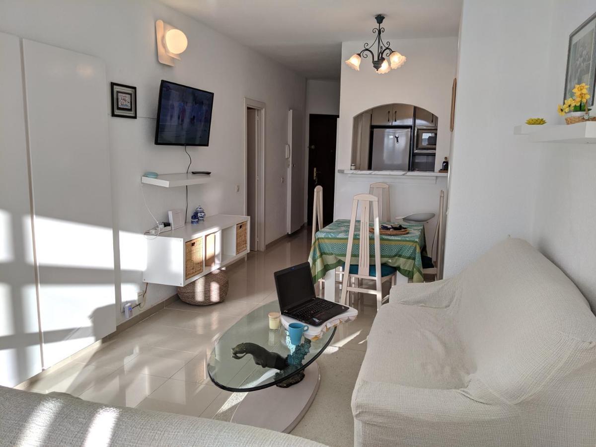 Home Away In The Heart Of Town Torremolinos Exterior photo